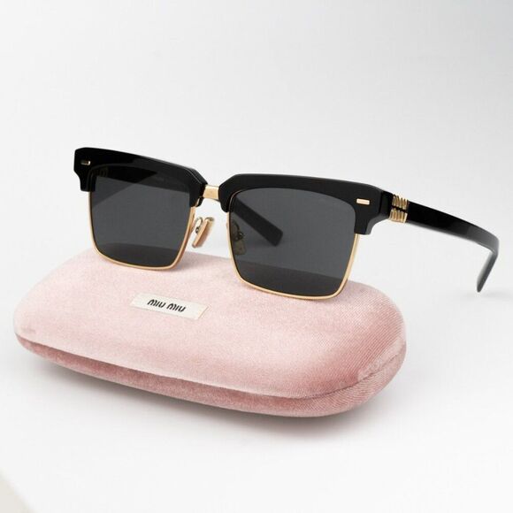 NEW Miu Miu MU10ZS 1AB5S0 Black Dark Grey Square Unisex Sunglasses 0MU 10ZS - Picture 1 of 13